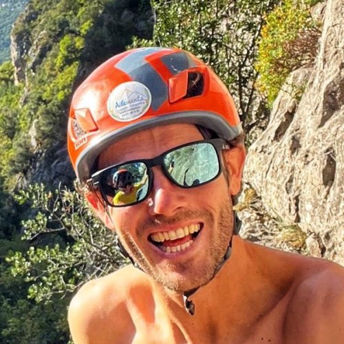 Moniteur PIERRE-YVES FENET